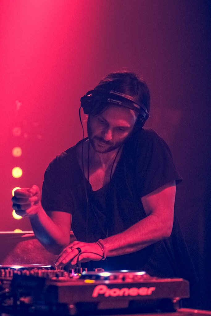 M.A.N.D.Y. (Philipp Jung) & Siopis